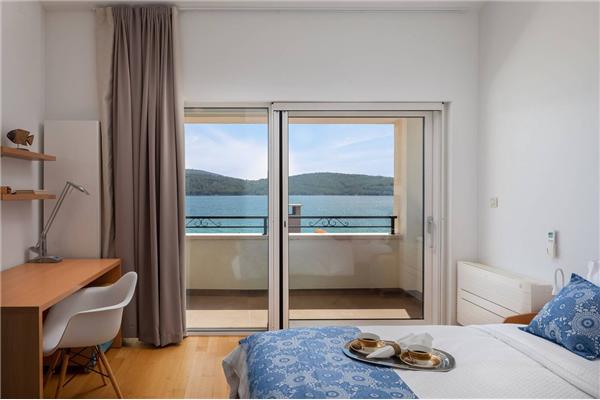 House K1, for 10 persons