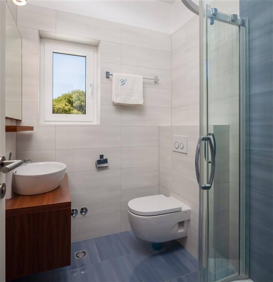 House K1, for 10 persons