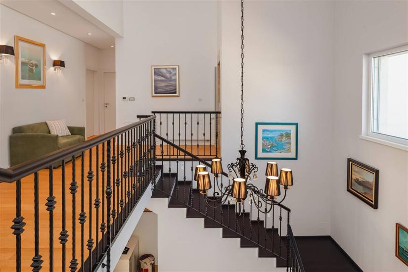 House K1, for 10 persons