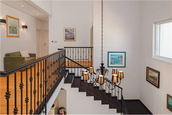 House K1, for 10 persons