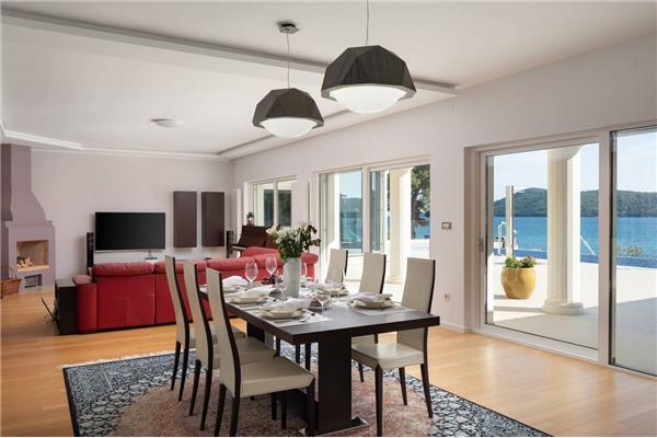 House K1, for 10 persons