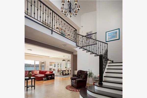 House K1, for 10 persons