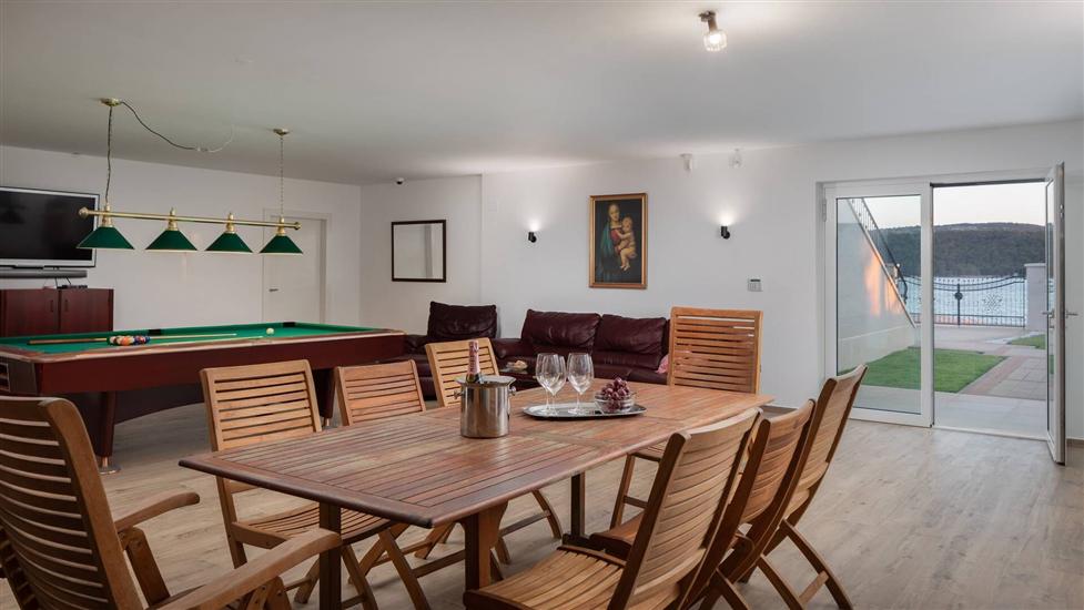 House K1, for 10 persons