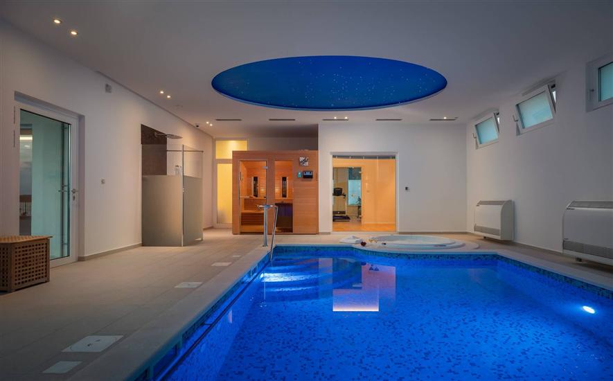 House K1, for 10 persons