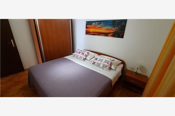 Apartment A1, for 6 persons