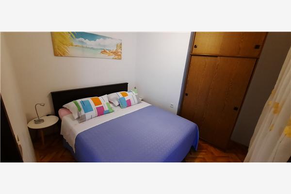 Apartment A1, for 6 persons