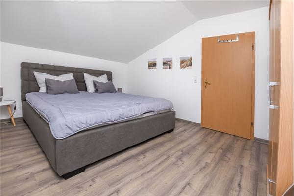 Apartment A1, for 5 persons