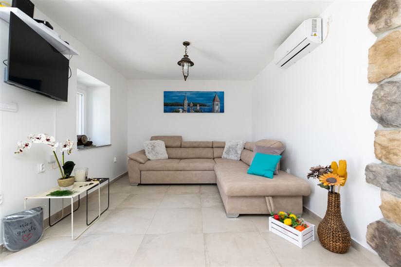 House K1, for 8 persons