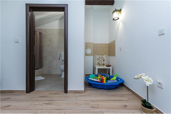 House K1, for 8 persons