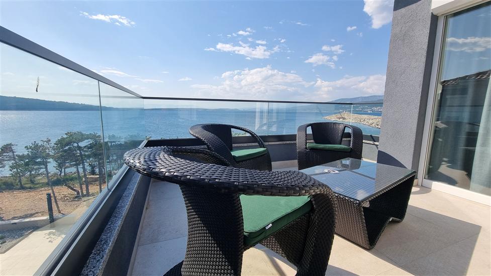 Apartment A9, for 2 persons