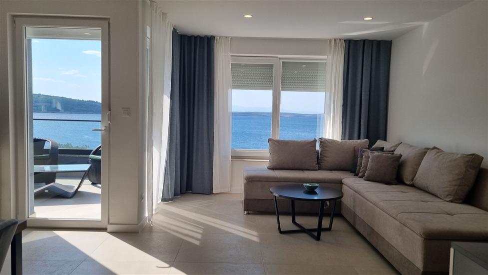 Apartment A9, for 2 persons