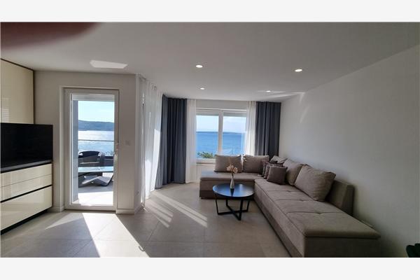 Apartment A9, for 2 persons