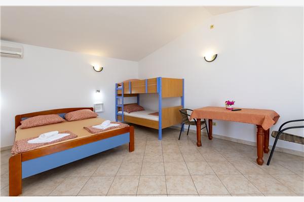 Apartment A3, for 4 persons
