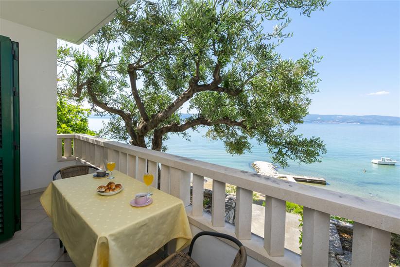 Apartment A4, for 4 persons