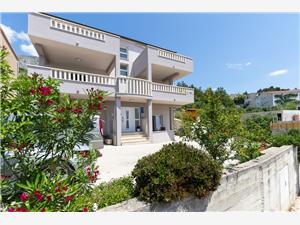 Appartement Split en Trogir Riviera,ReserverenDanijelaVanaf 1465 SEK