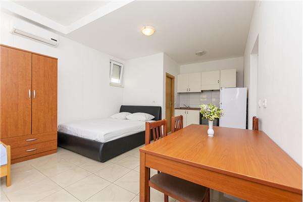 Apartment A5, for 2 persons