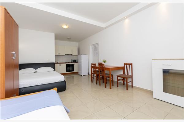 Apartment A5, for 2 persons