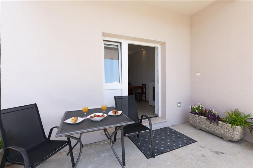 Apartment A5, for 2 persons
