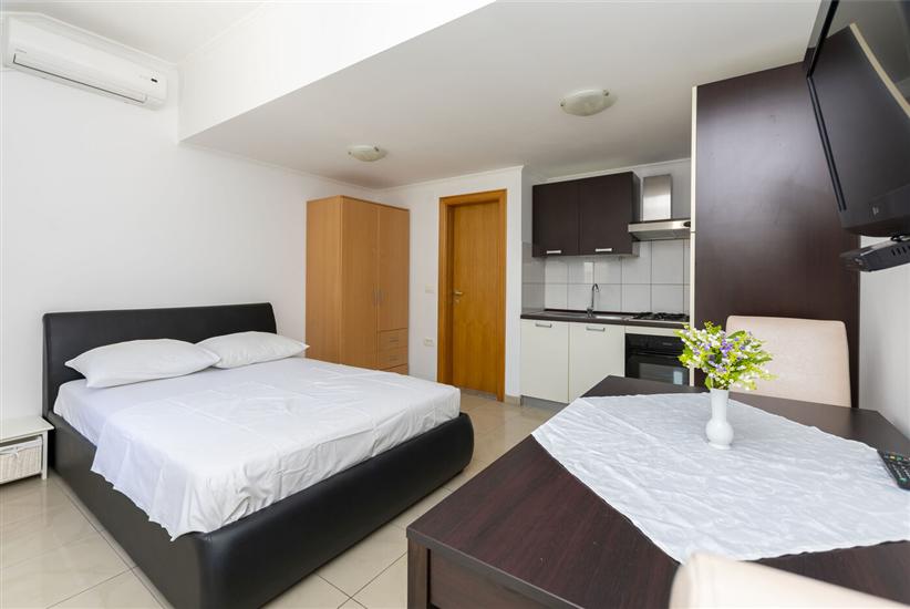 Apartment A1, for 2 persons