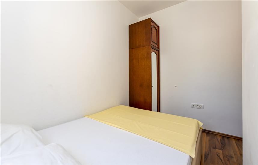 Apartment A3, for 6 persons