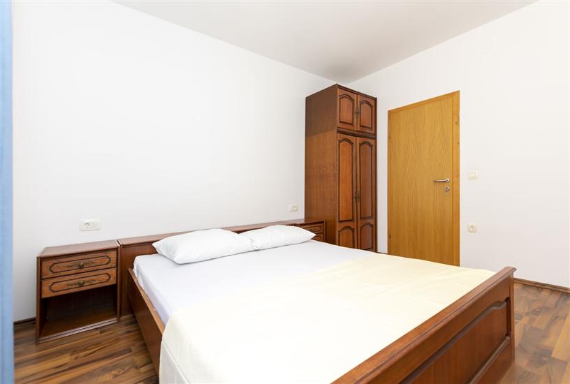 Apartment A3, for 6 persons