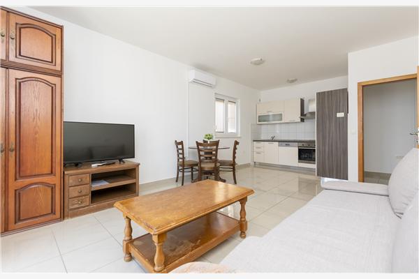 Apartment A3, for 6 persons