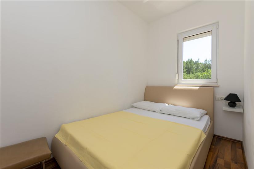 Apartment A2, for 6 persons