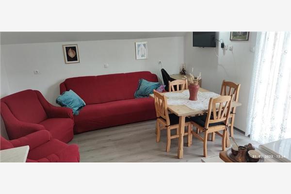 Apartment A1, for 5 persons