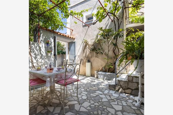 Apartment A1, for 2 persons