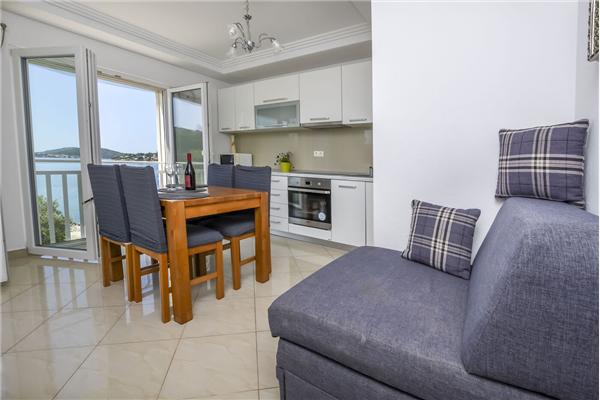 Apartment A2, for 4 persons