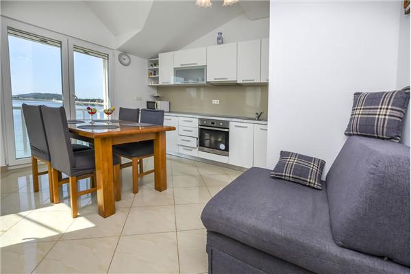 Apartment A4, for 4 persons