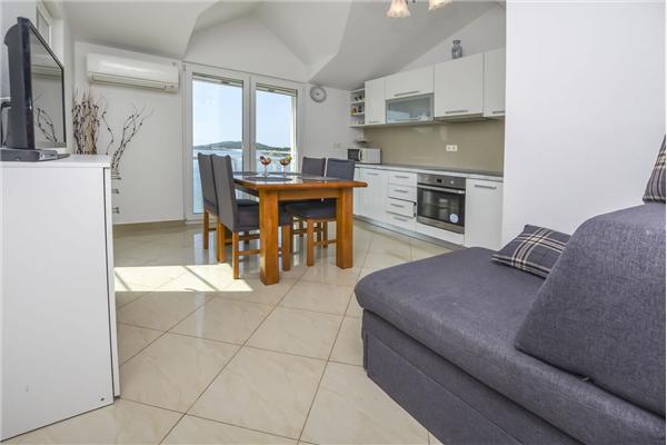 Apartment A4, for 4 persons