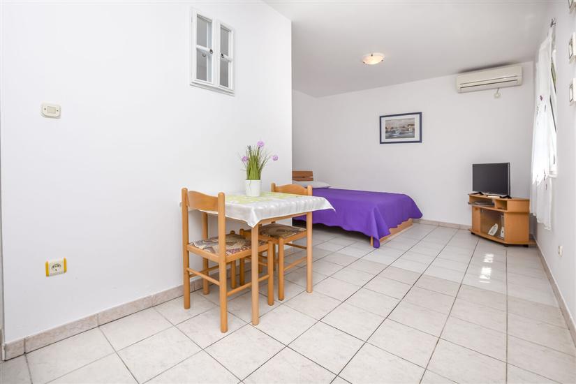 Apartment A2, for 2 persons