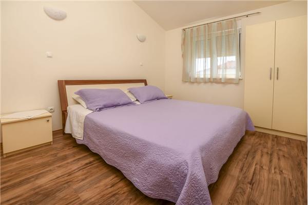 Apartment A4, for 4 persons