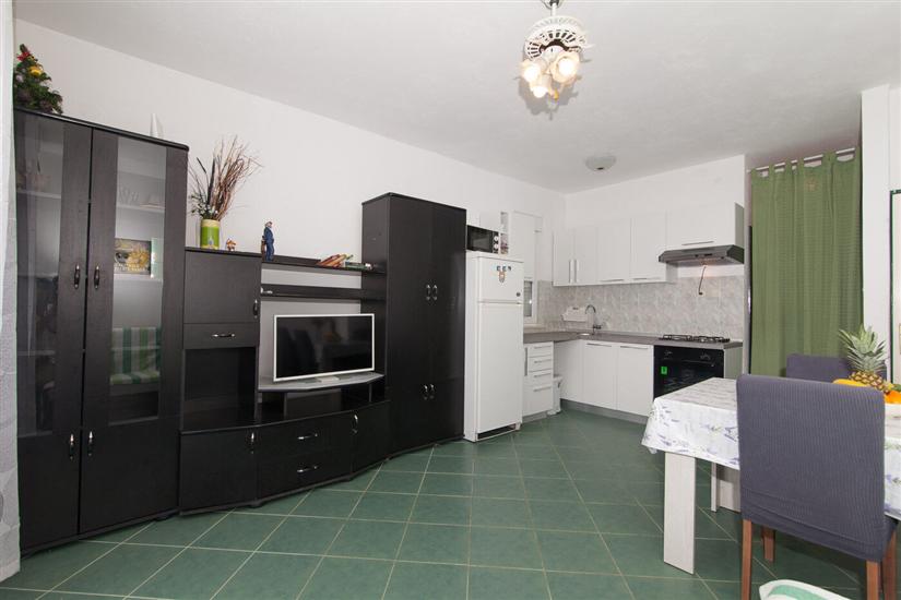Apartment A3, for 6 persons