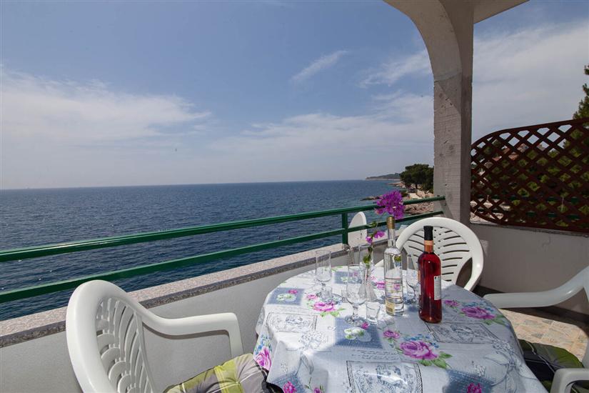 Apartment A3, for 6 persons