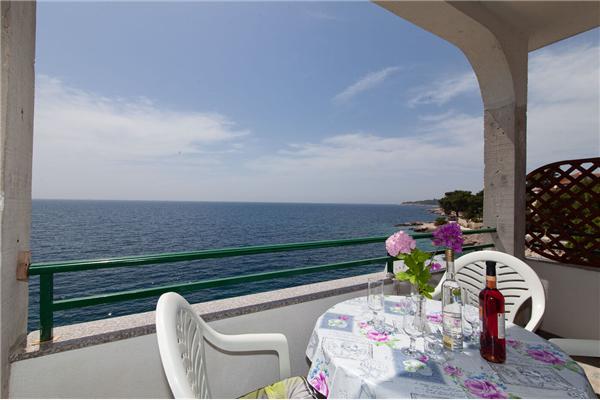 Apartment A3, for 6 persons