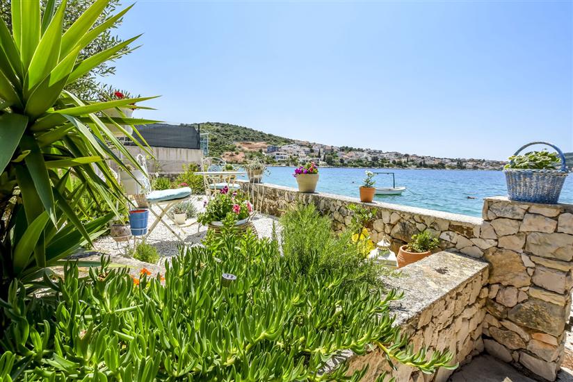 House Spirit of the sea