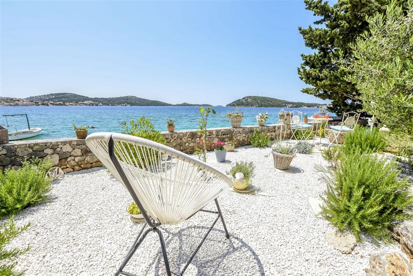 House Spirit of the sea