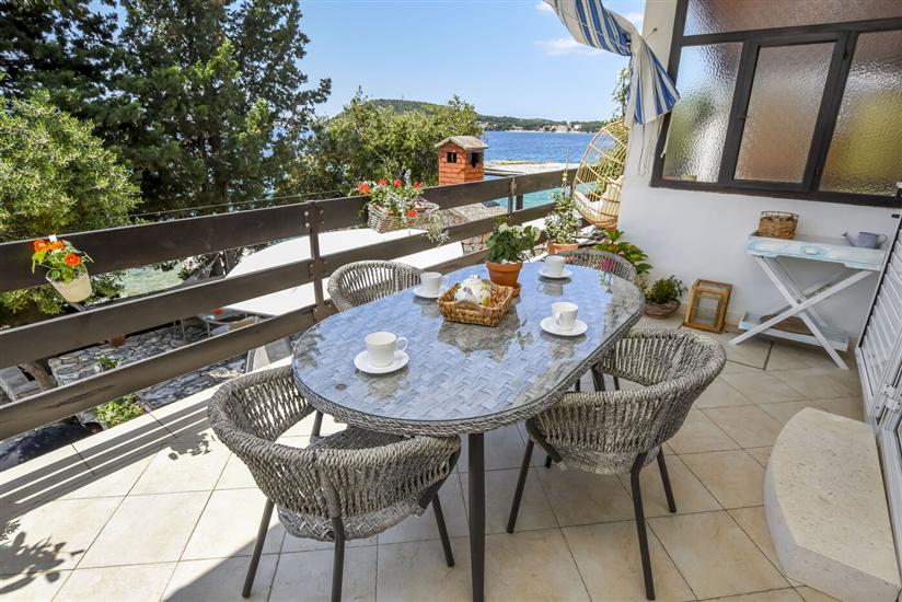 House Spirit of the sea