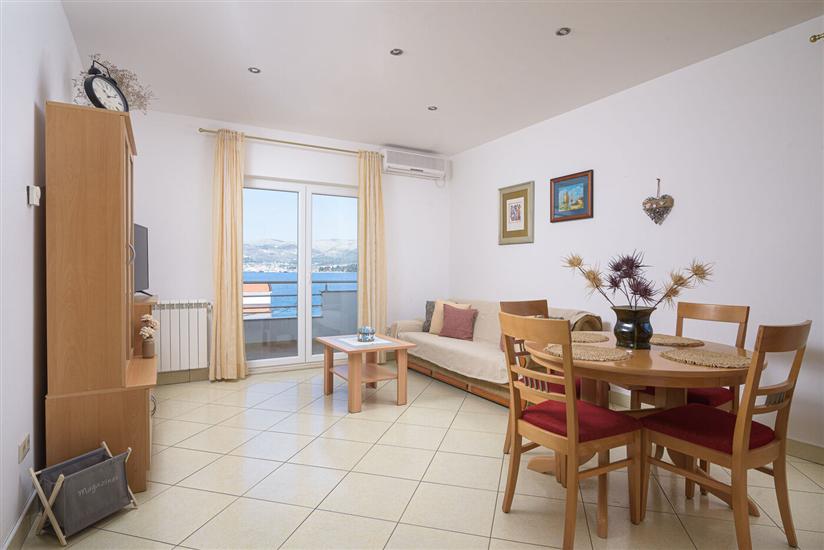 Apartment A1, for 4 persons