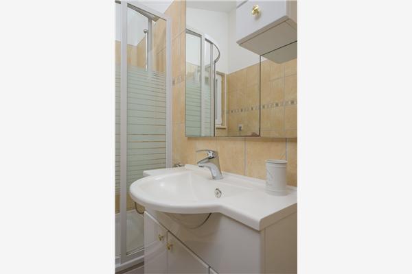 Apartment A2, for 4 persons