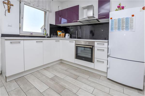 Apartment A1, for 5 persons