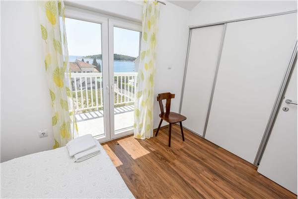 Apartment A2, for 6 persons