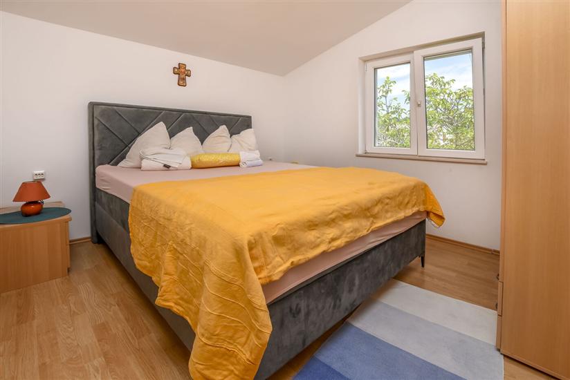 Apartment A2, for 3 persons