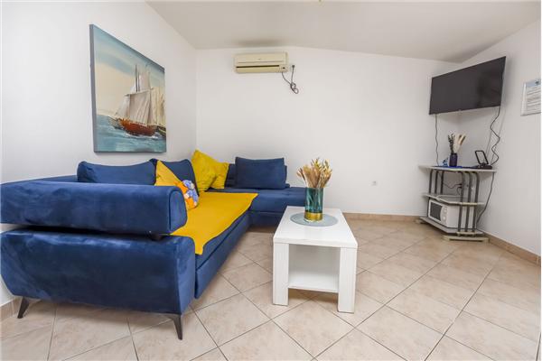 Apartment A2, for 3 persons