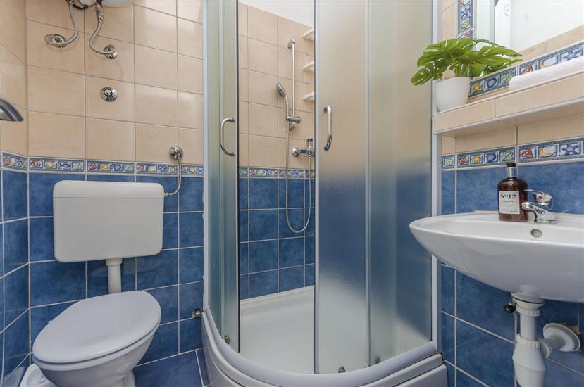 Apartman A2, na 4 osebe