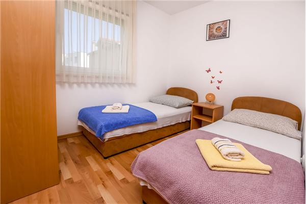 Apartman A4, za 5 osoba/e