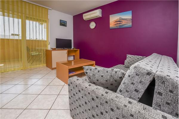 Apartman A4, za 5 osoba/e