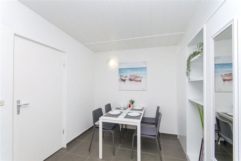 Apartment A2, for 4 persons